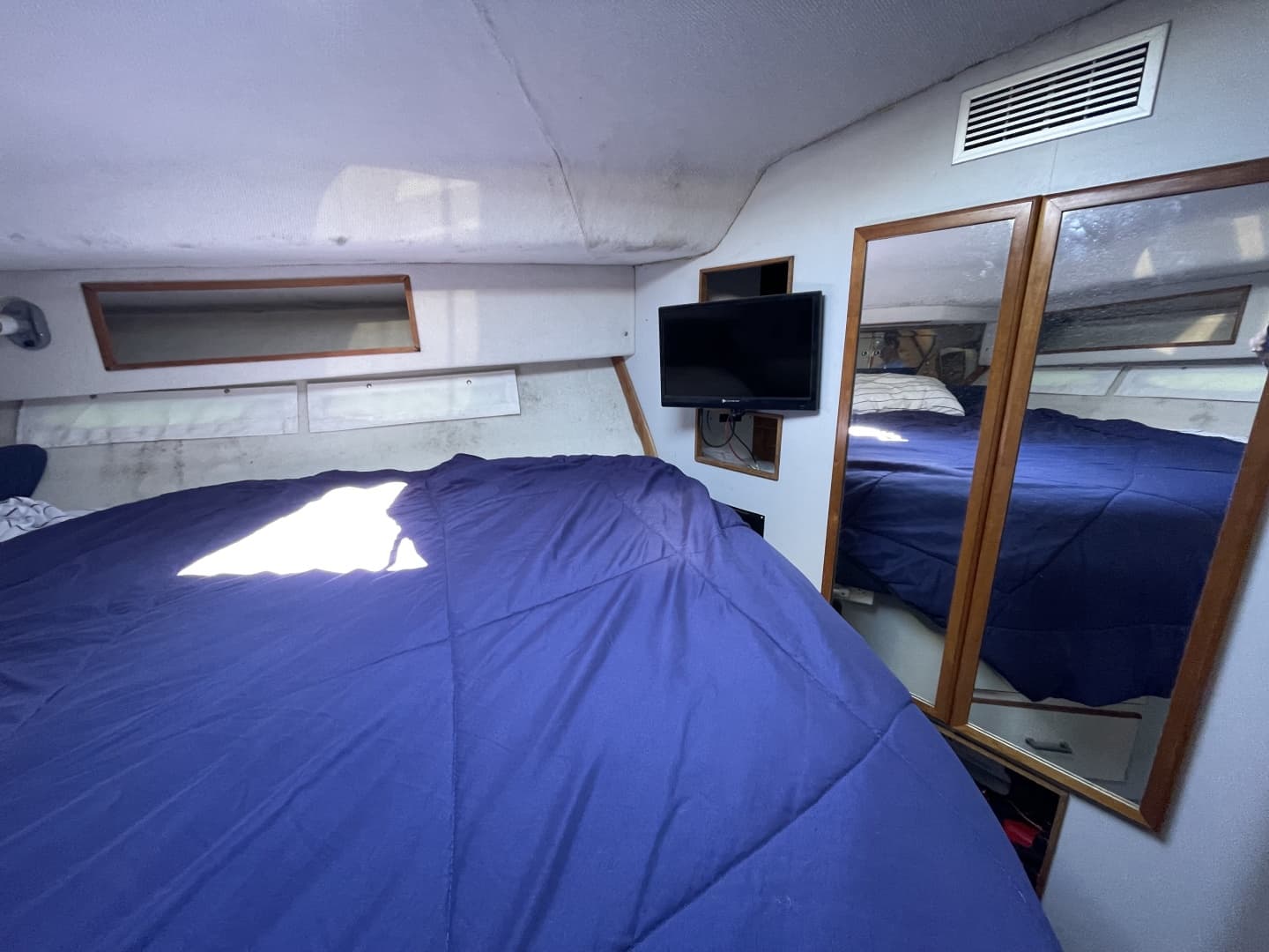 1990 Sea Ray 390 Express Cruiser