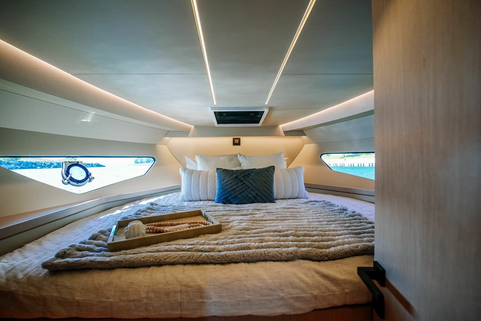 2027 Focus Motor Yachts 3X
