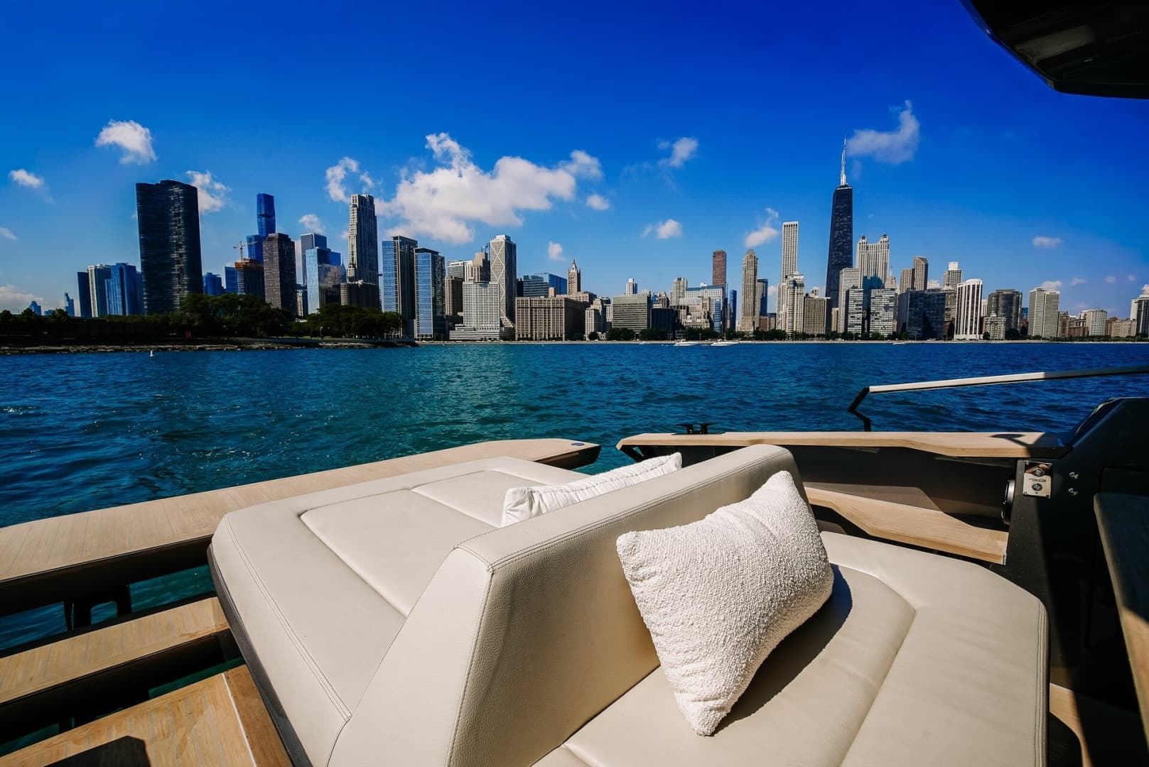 2027 Focus Motor Yachts 3X