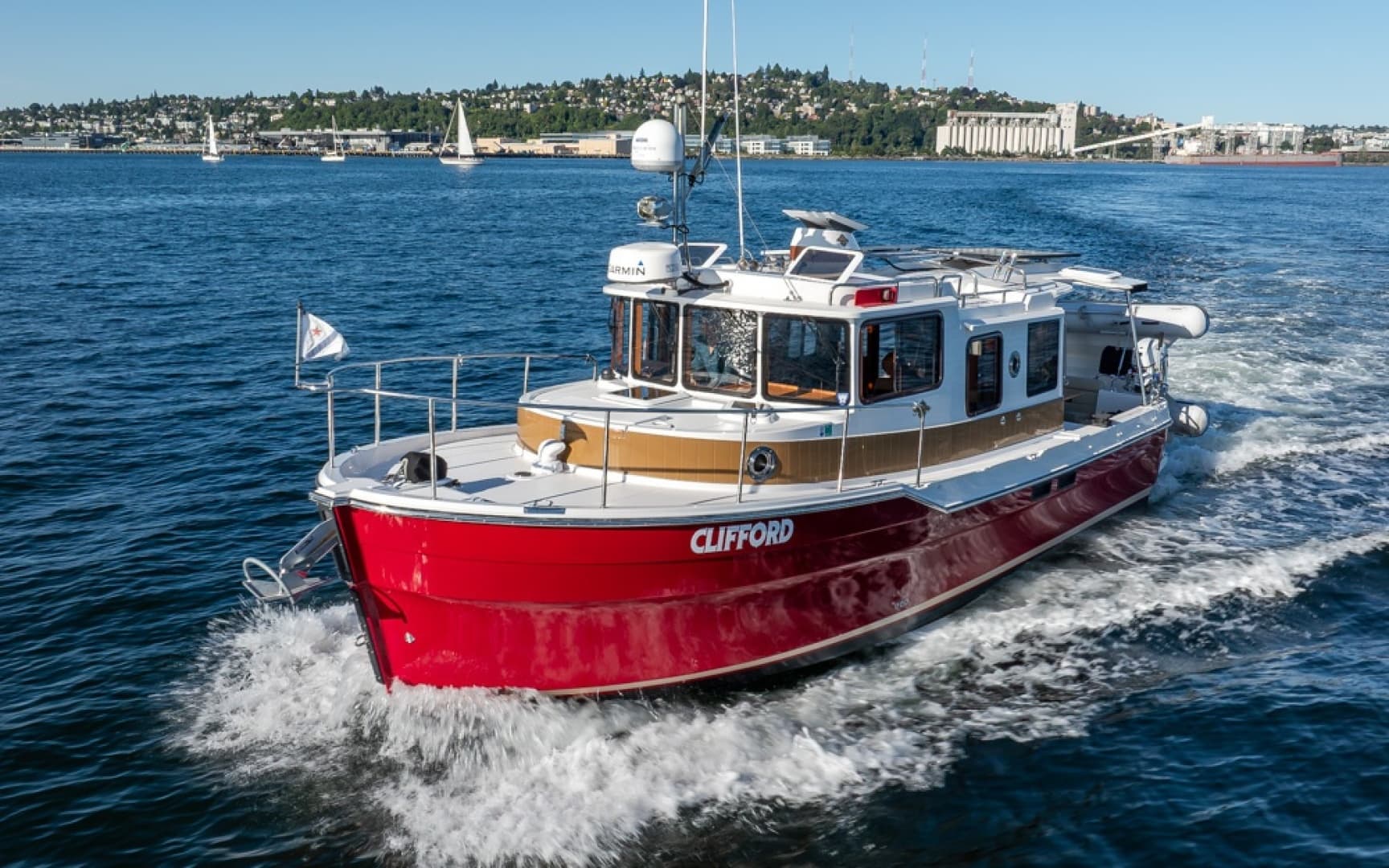 Bow Starboard Quarter