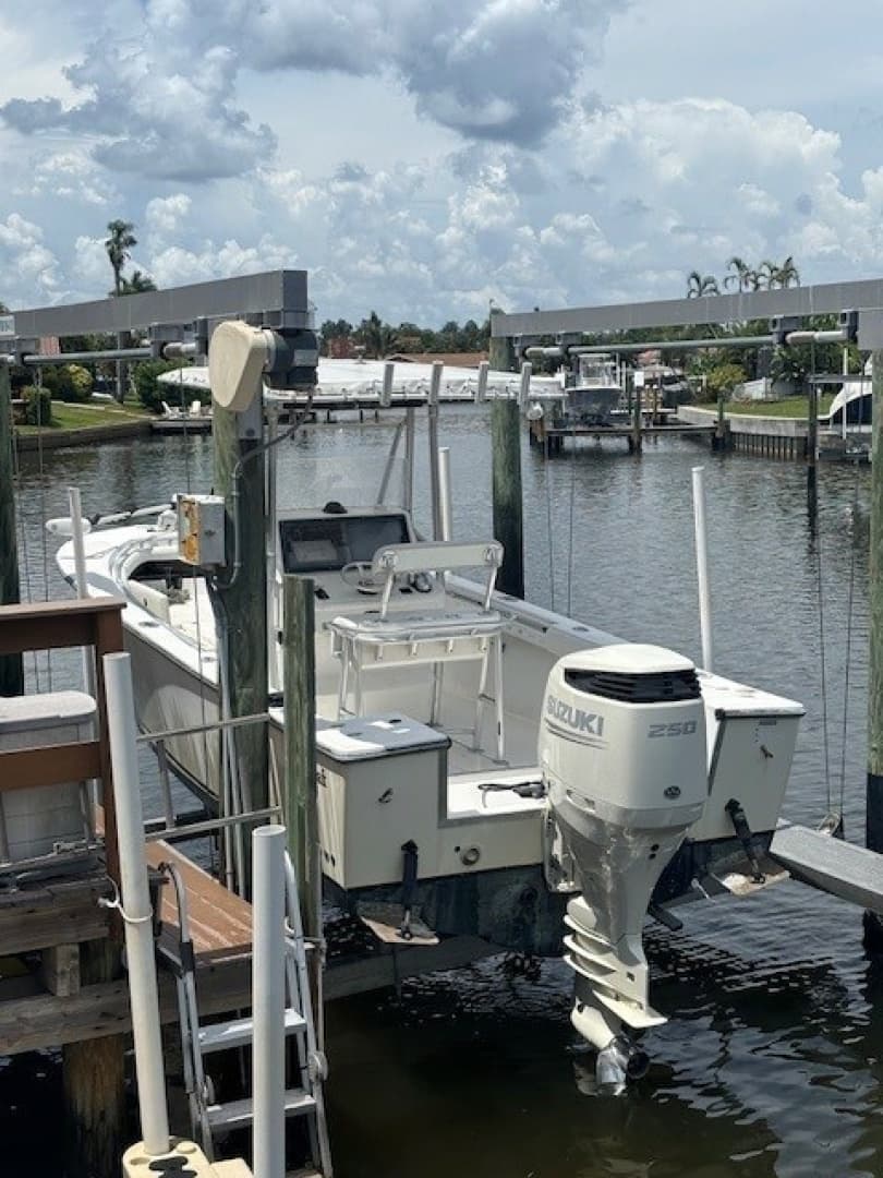 2001 Tracker Sea Craft SXC