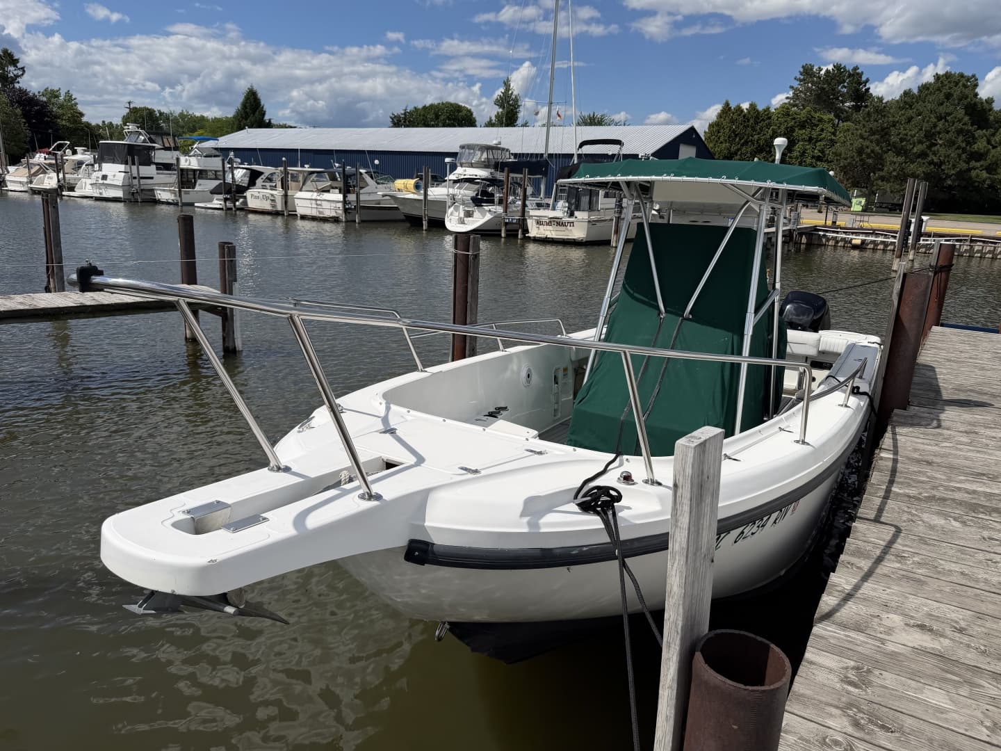 1999 Boston Whaler 26 Outrage