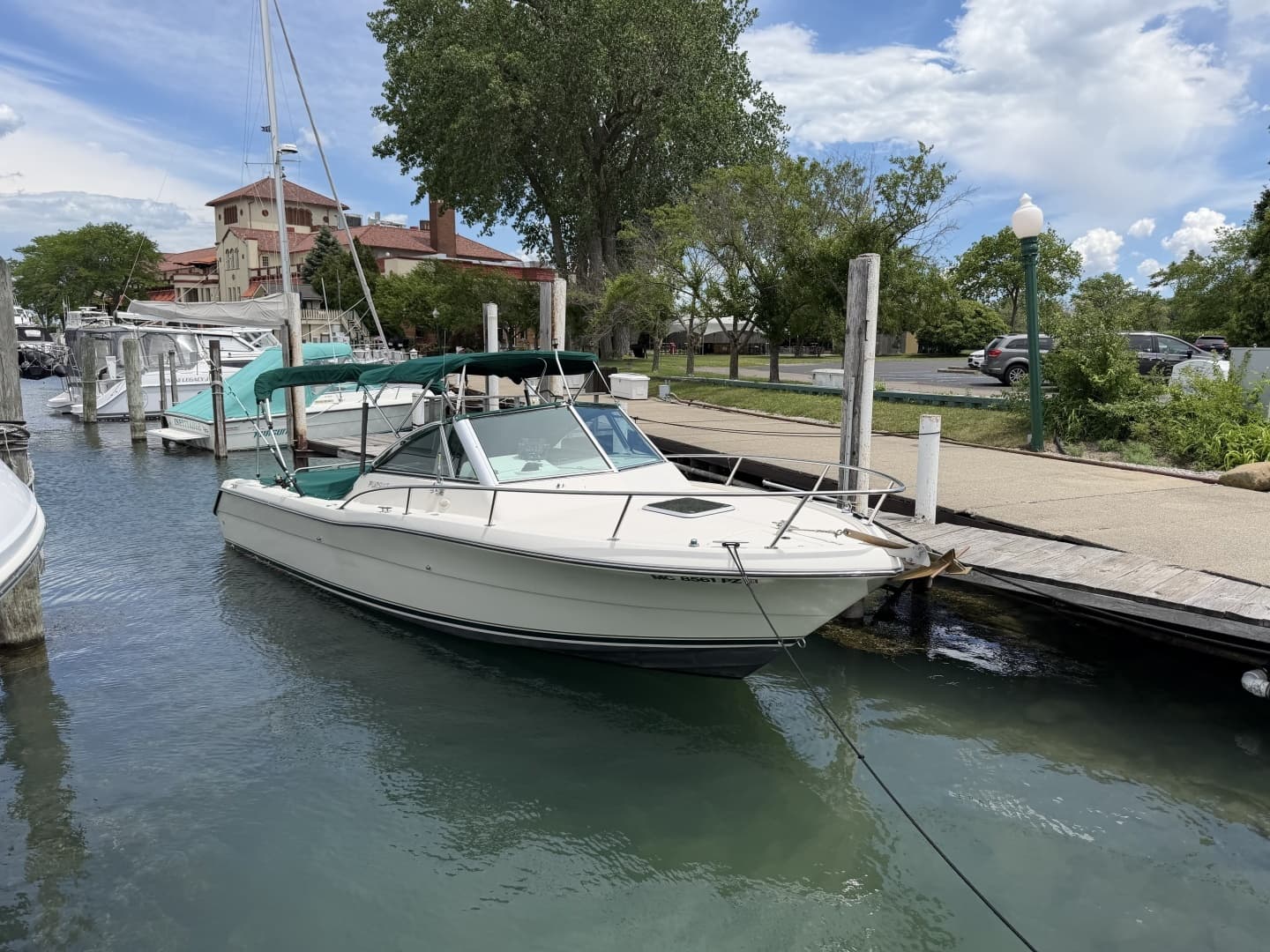 1995 Pursuit 2460 Denali