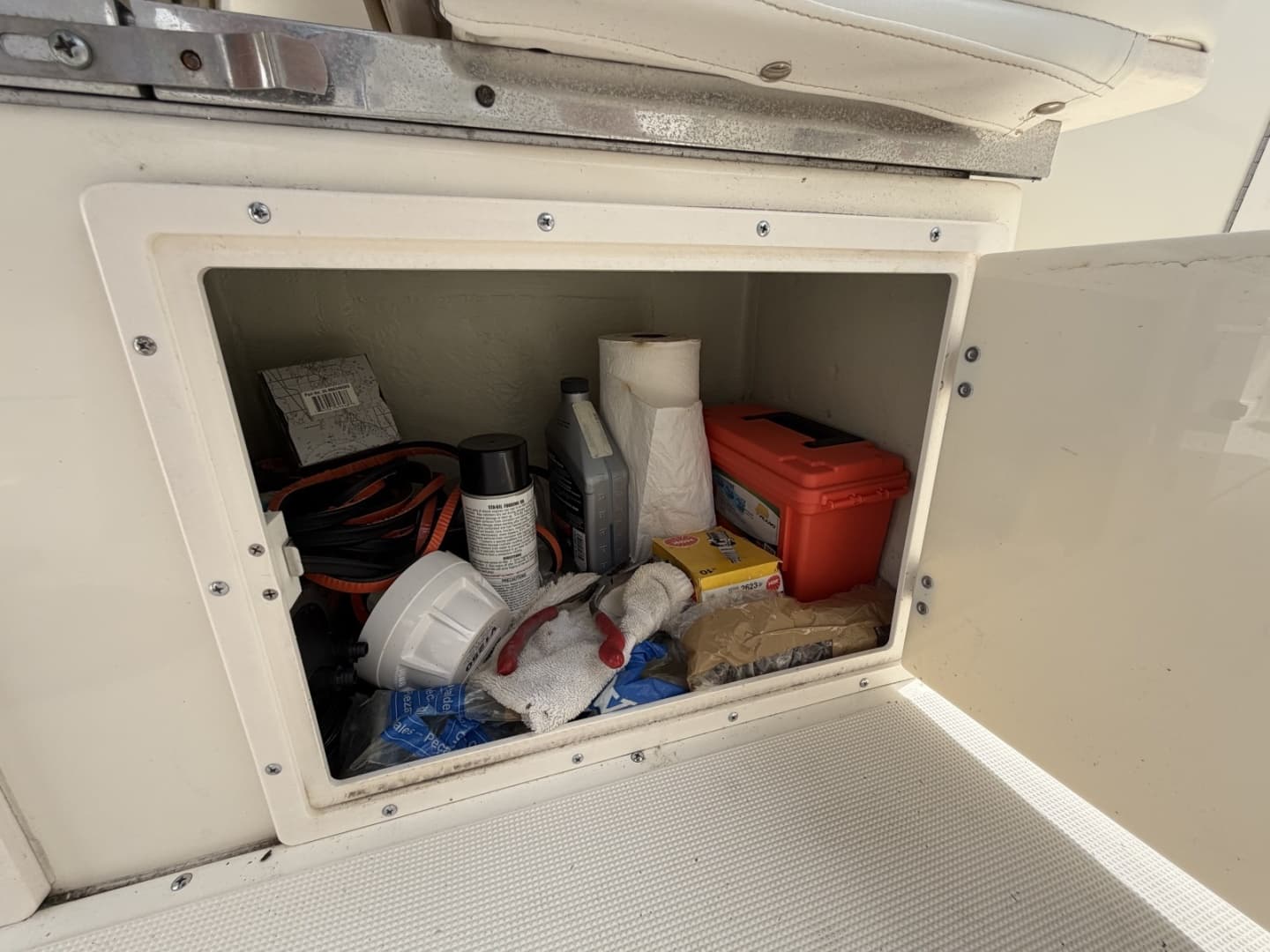 1995 Pursuit 2460 Denali