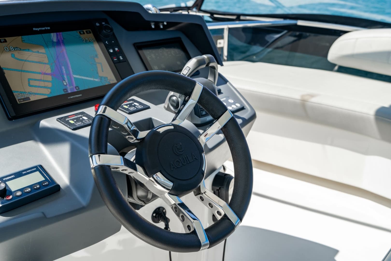 2024 Aquila 44 Yacht