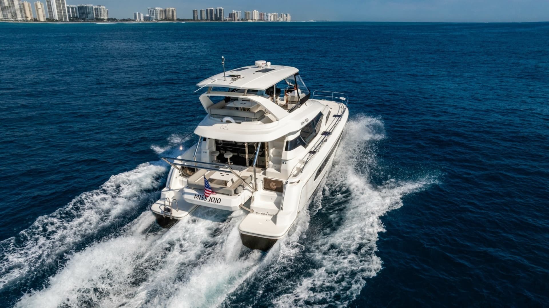 2024 Aquila 44 Yacht
