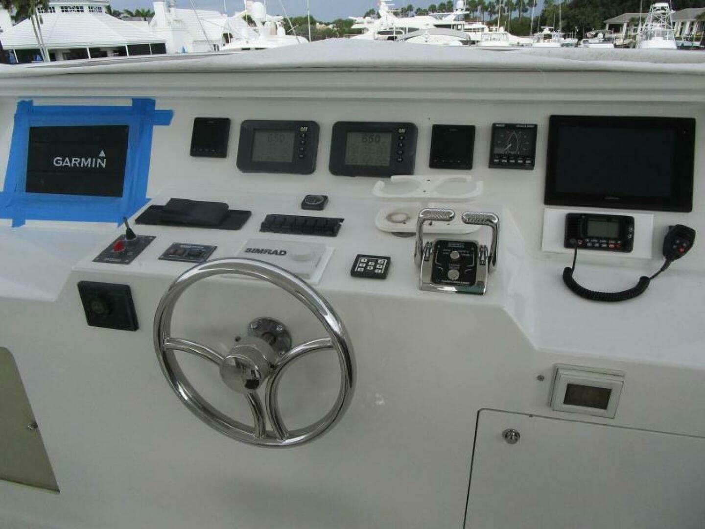 Helm Equipment    