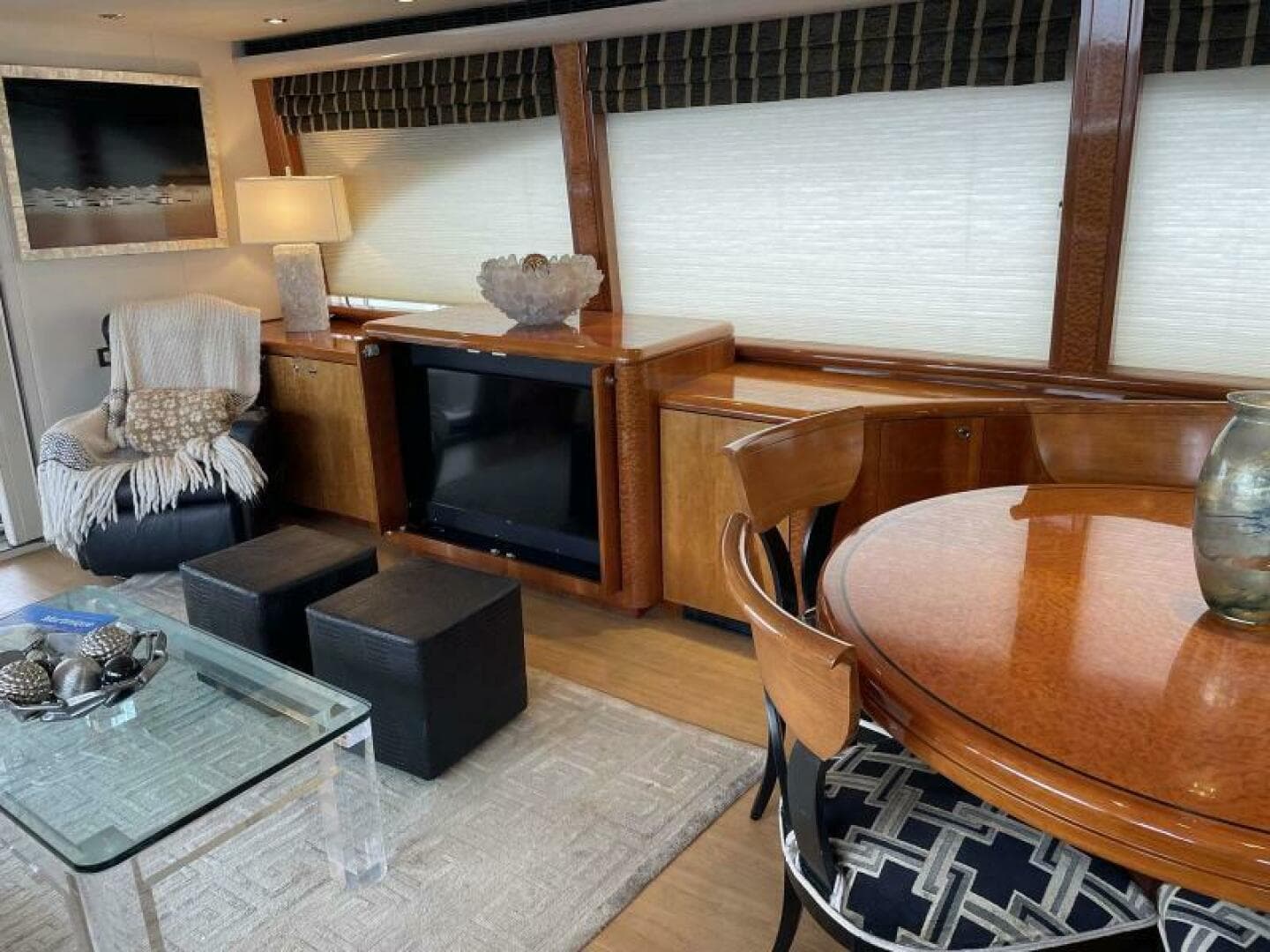 Salon to Port    