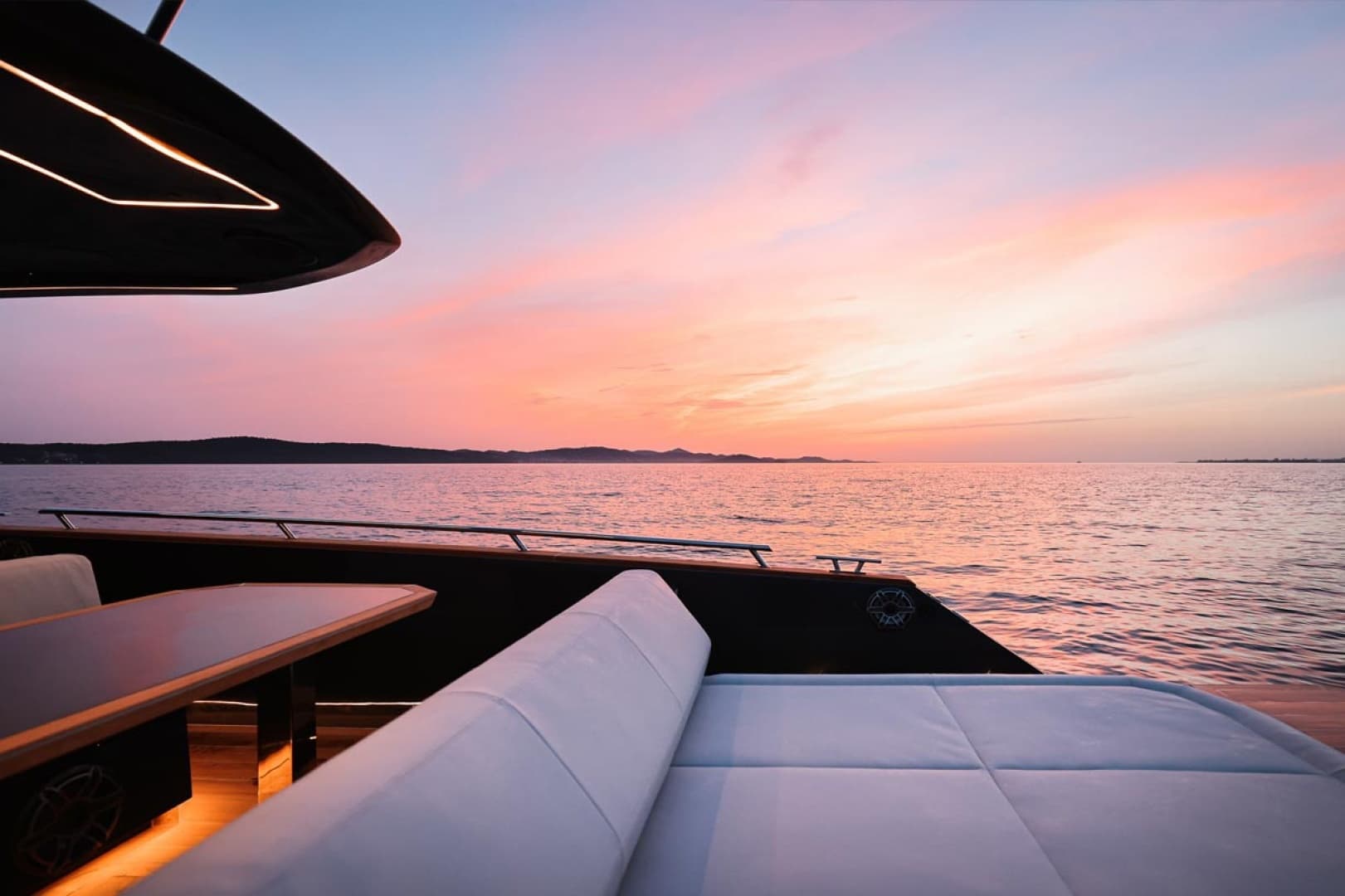 2027 Focus Motor Yachts Forza