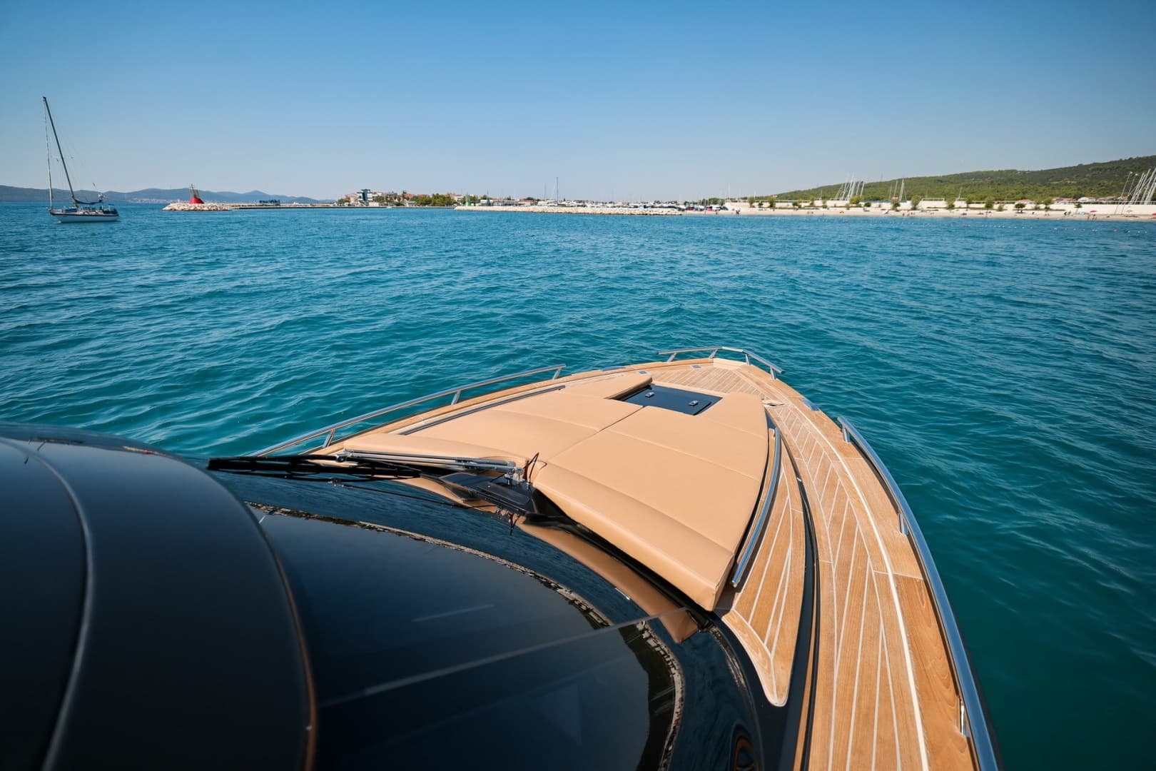 2027 Focus Motor Yachts Forza