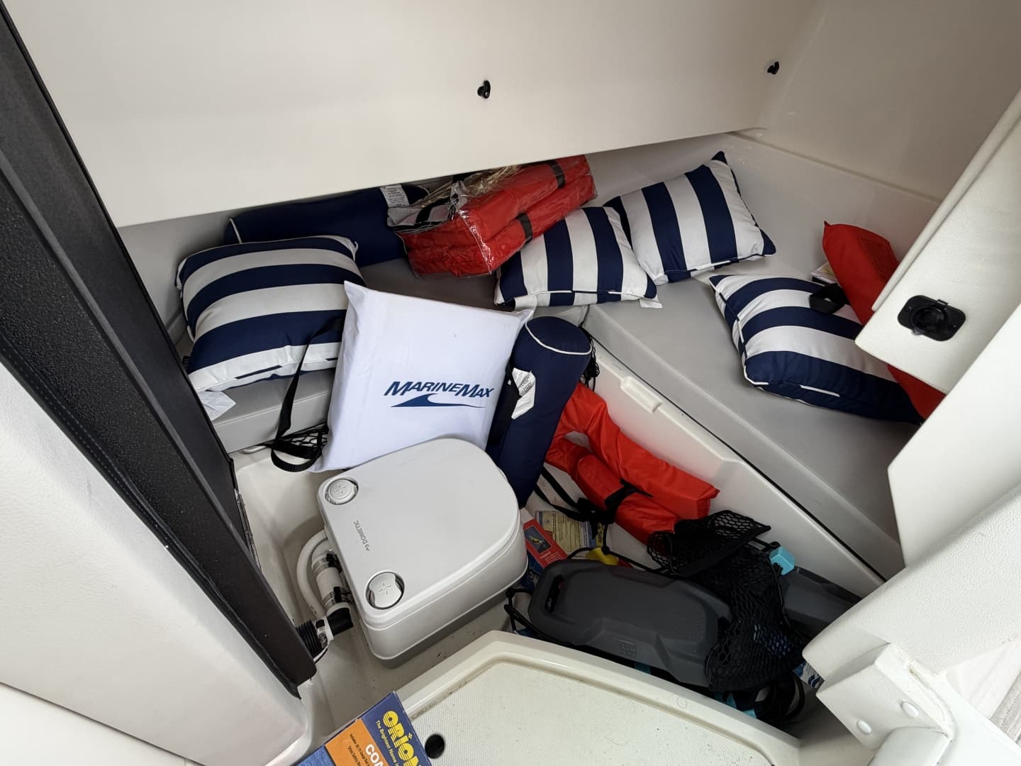2023 Sea Ray 250 Outboard