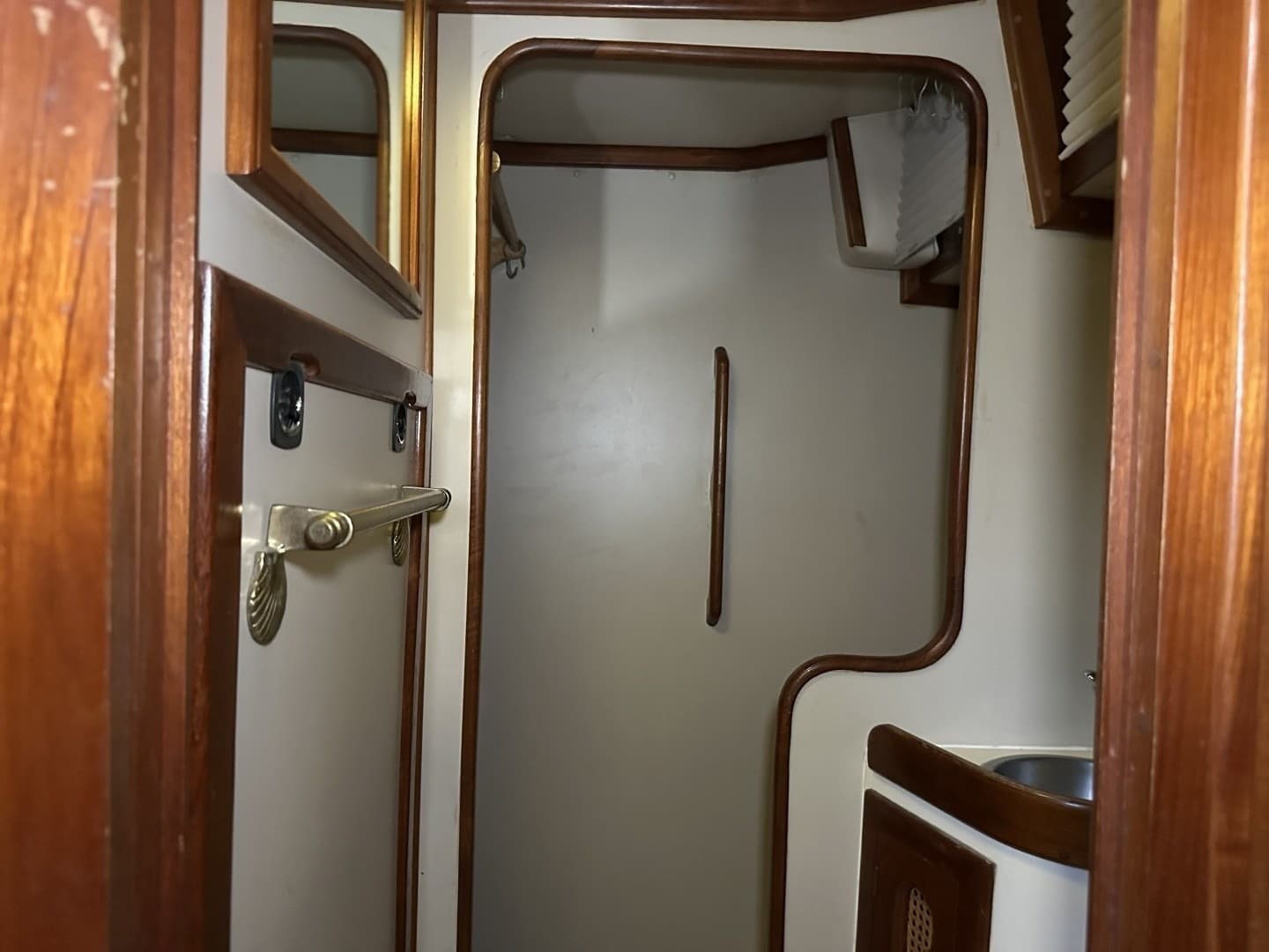 1985 Endeavour 42 CC