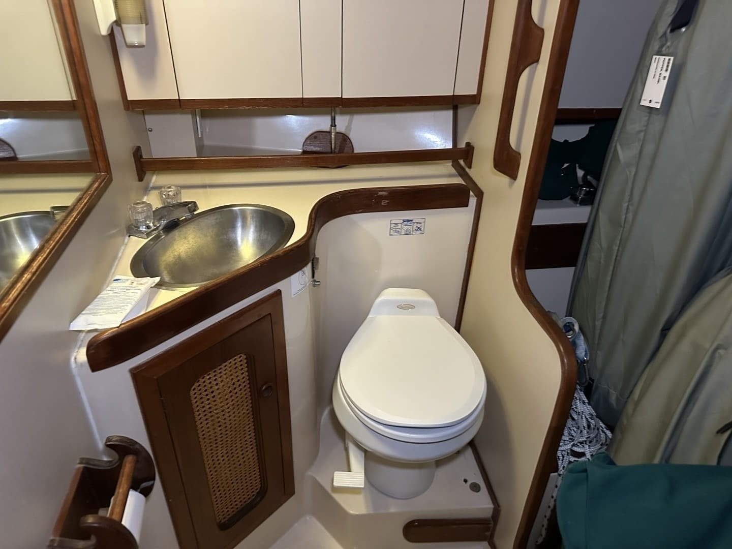 1985 Endeavour 42 CC