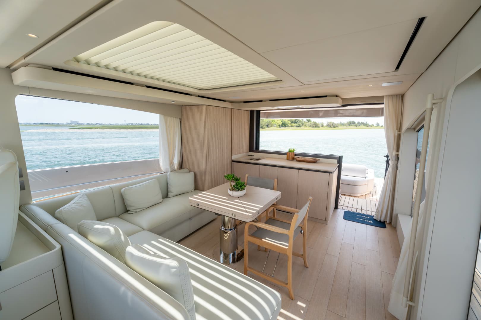2025 Azimut Seadeck 6