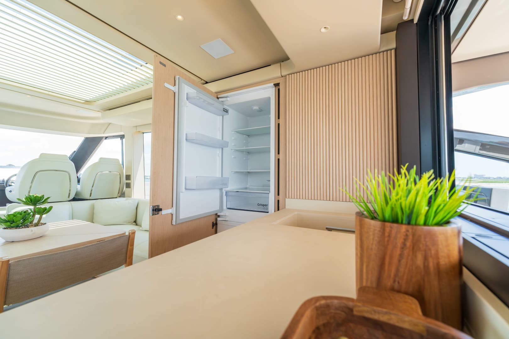2025 Azimut Seadeck 6