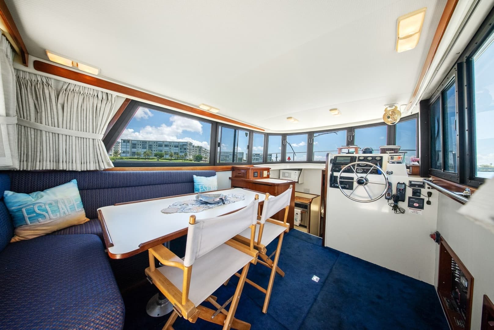 2001 Camano 31 Trawler