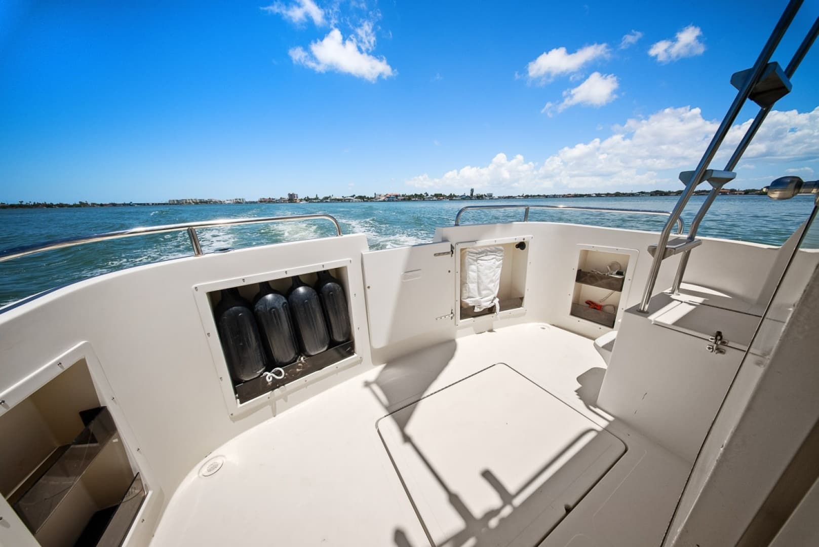 2001 Camano 31 Trawler