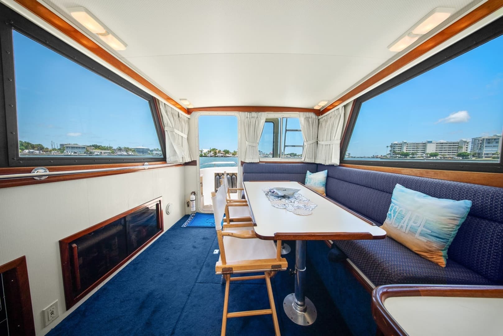 2001 Camano 31 Trawler
