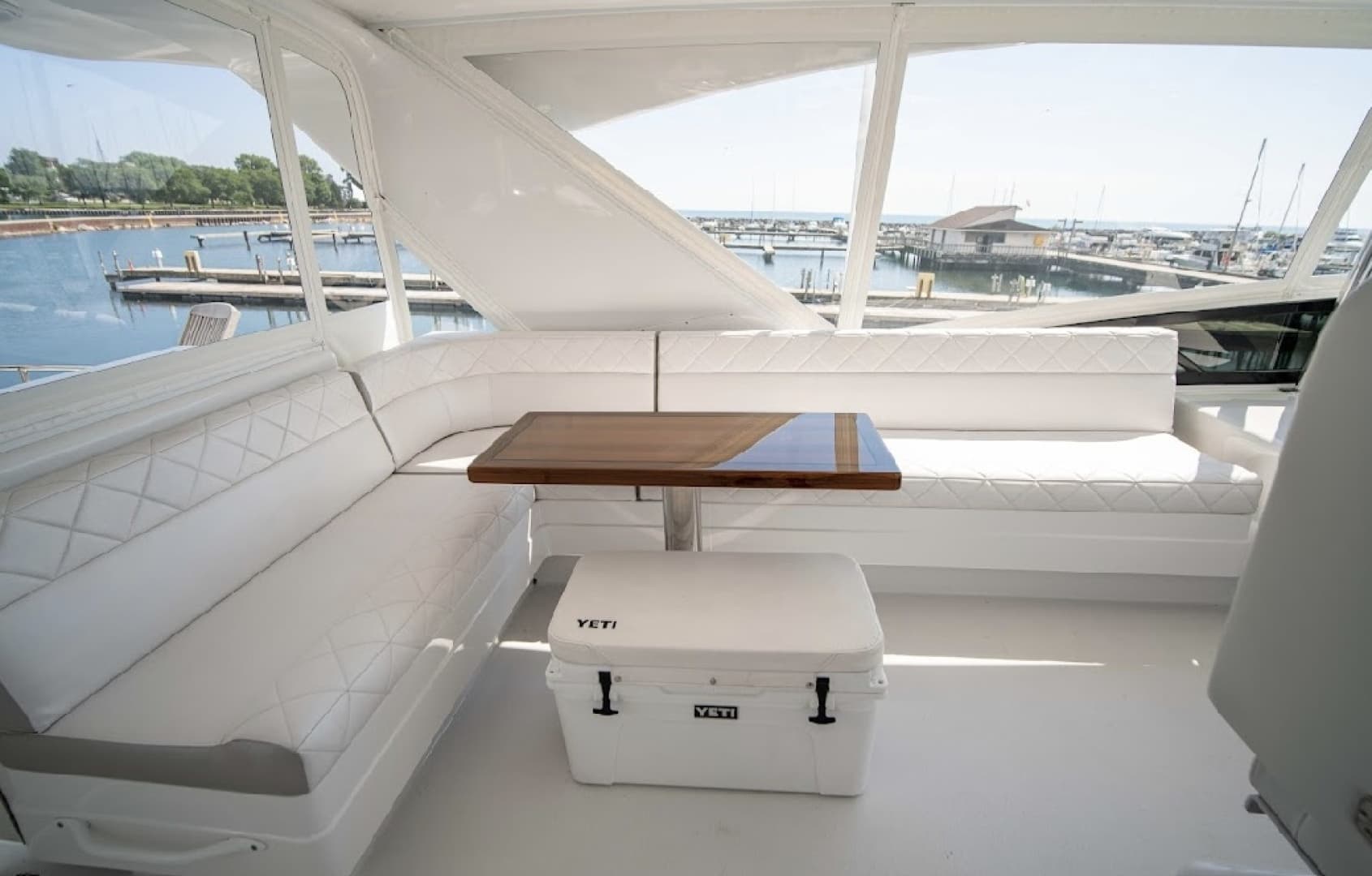 Hatteras 60 OVATION - Flybridge
