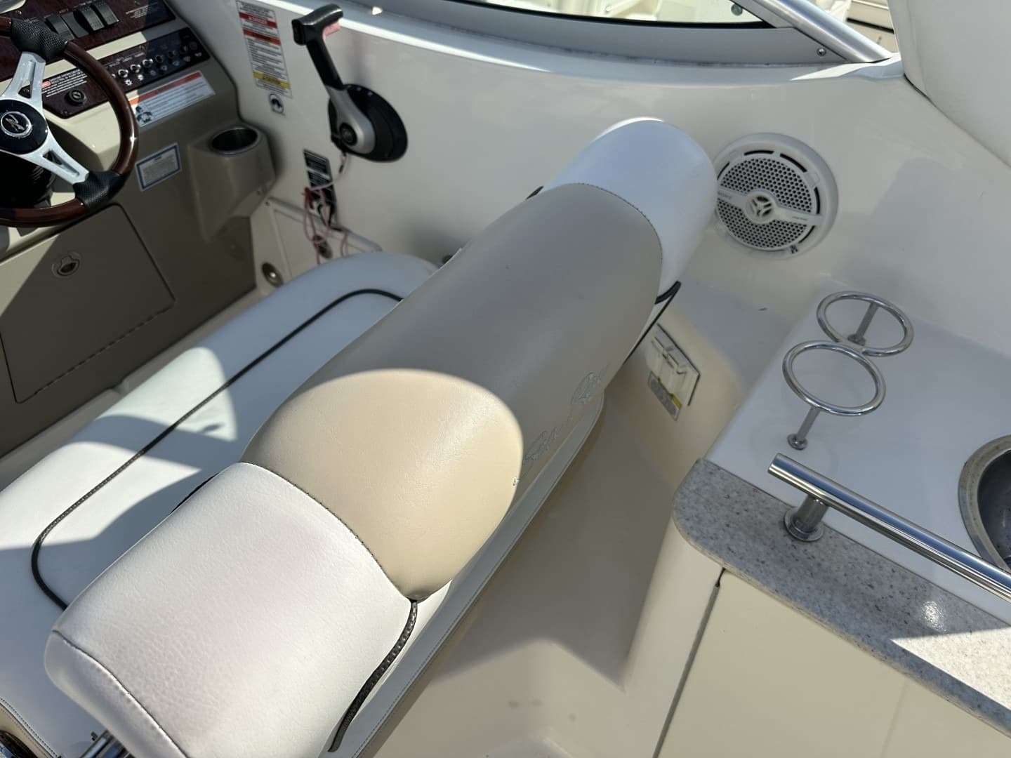 2010 Sea Ray Sundancer 260
