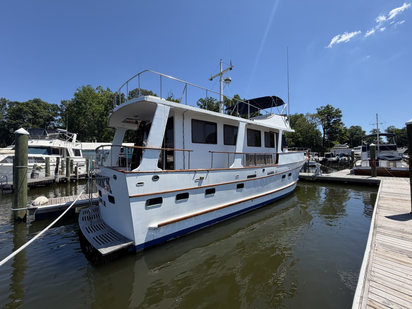 1981 Marine Trader 50