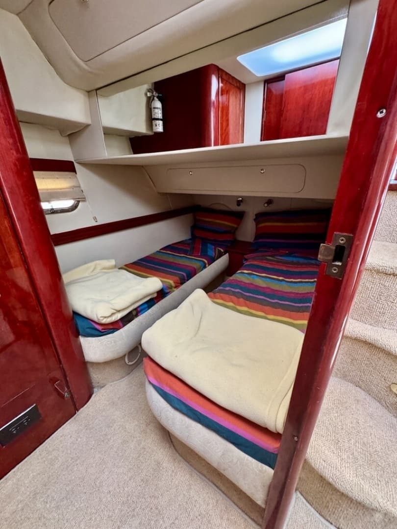 1999 Birchwood Challenger 450 Flybridge