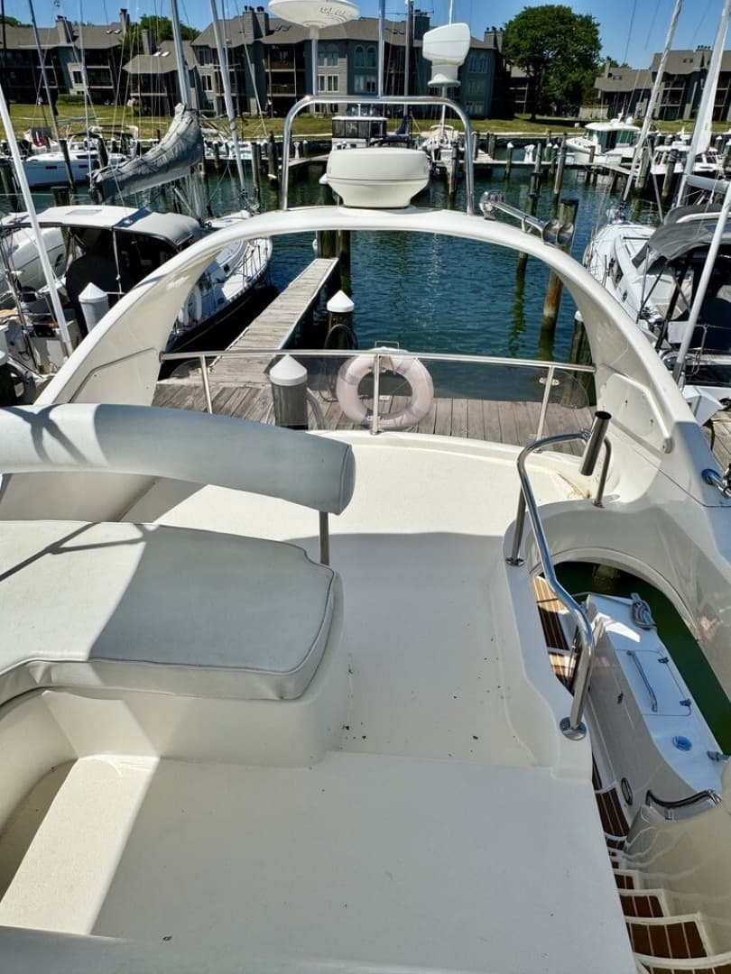 1999 Birchwood Challenger 450 Flybridge