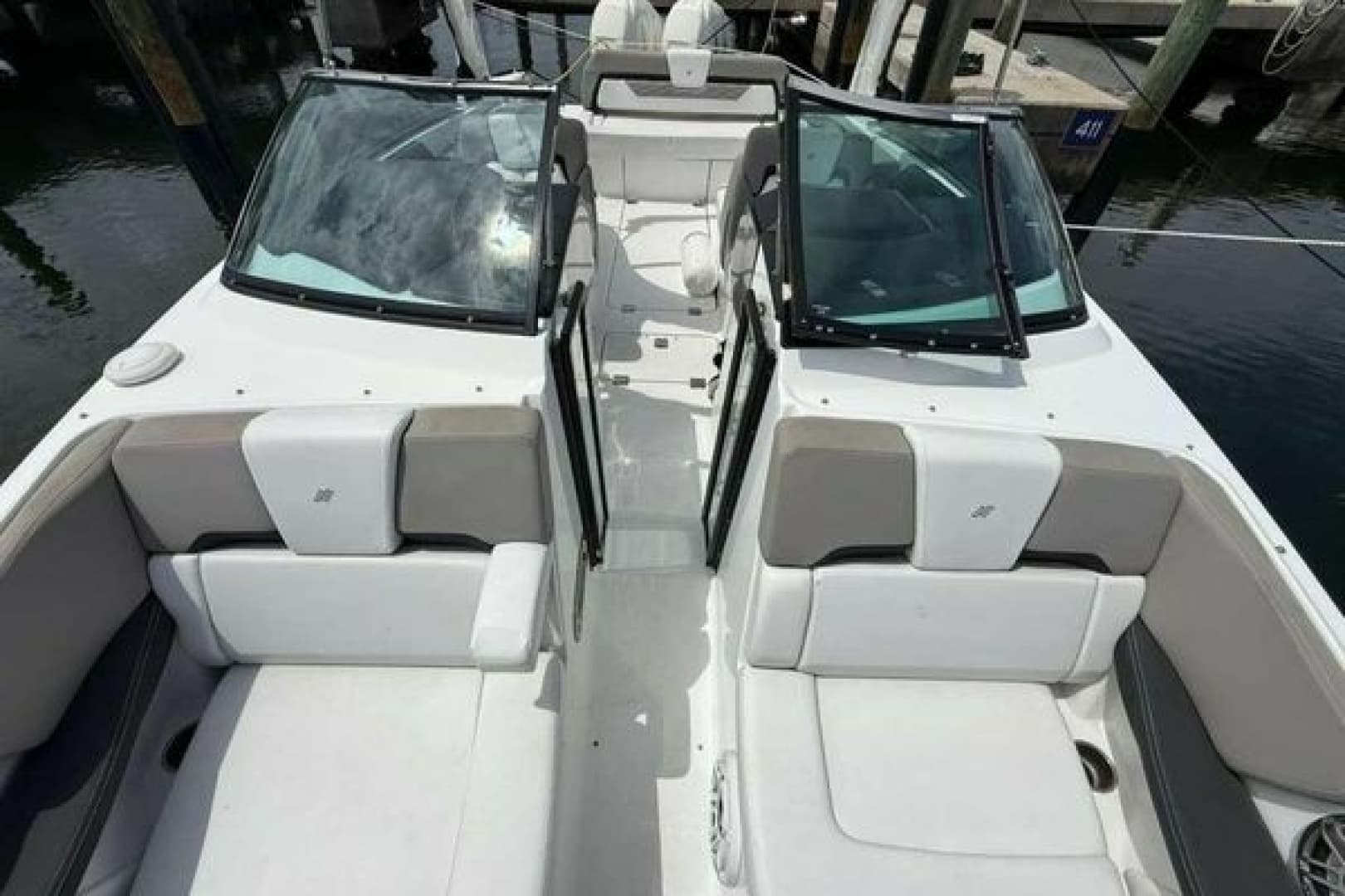 2022 Four Winns H290 OB