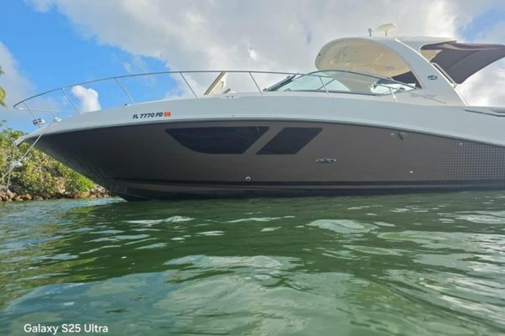2010 Sea Ray 370 Sundancer