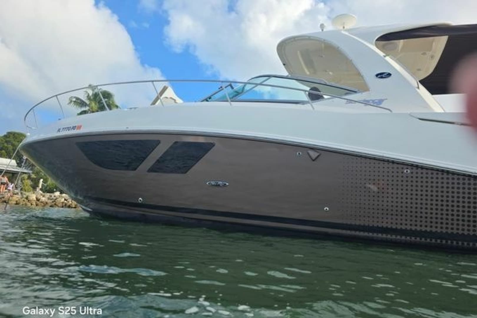 2010 Sea Ray 370 Sundancer