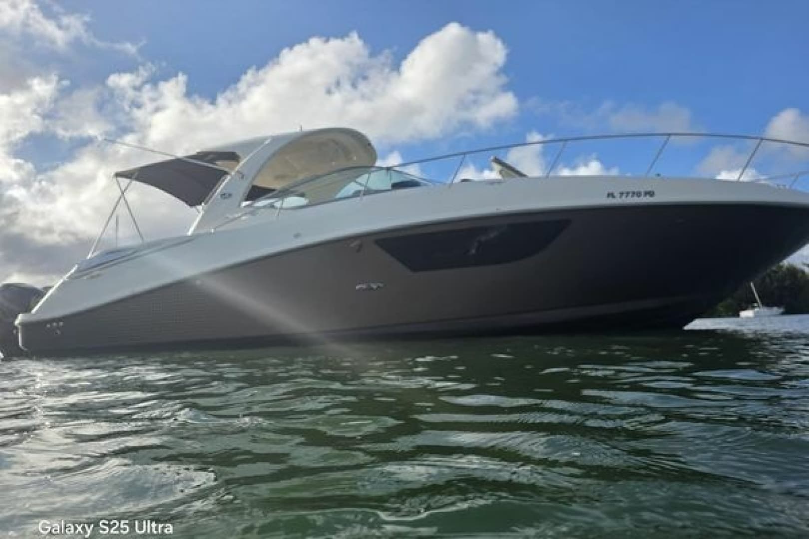 2010 Sea Ray 370 Sundancer