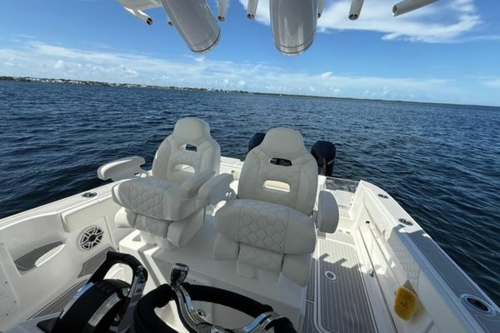 2010 Hydra-Sports Vector 3500 VX