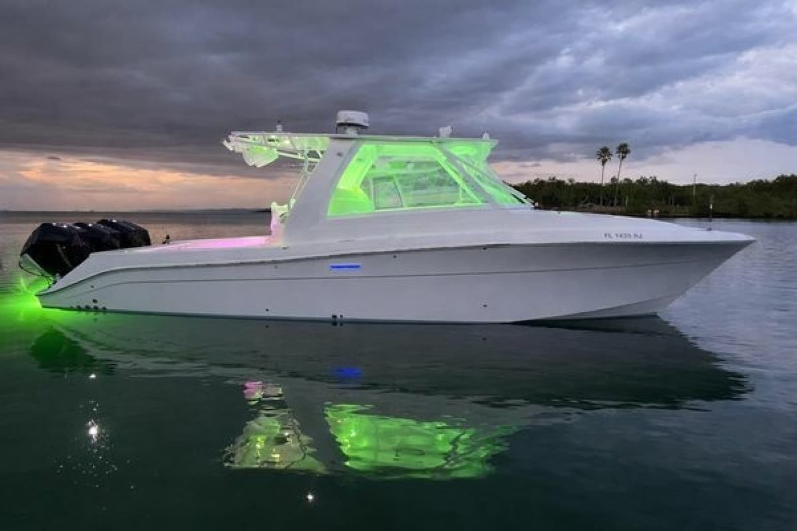 2010 Hydra-Sports Vector 3500 VX