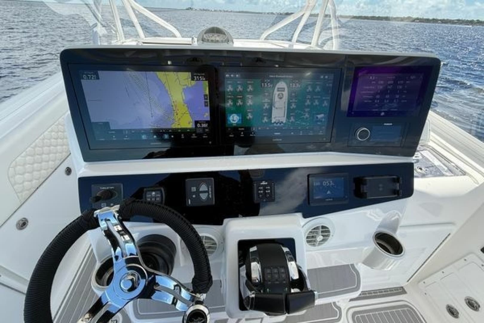 2010 Hydra-Sports Vector 3500 VX