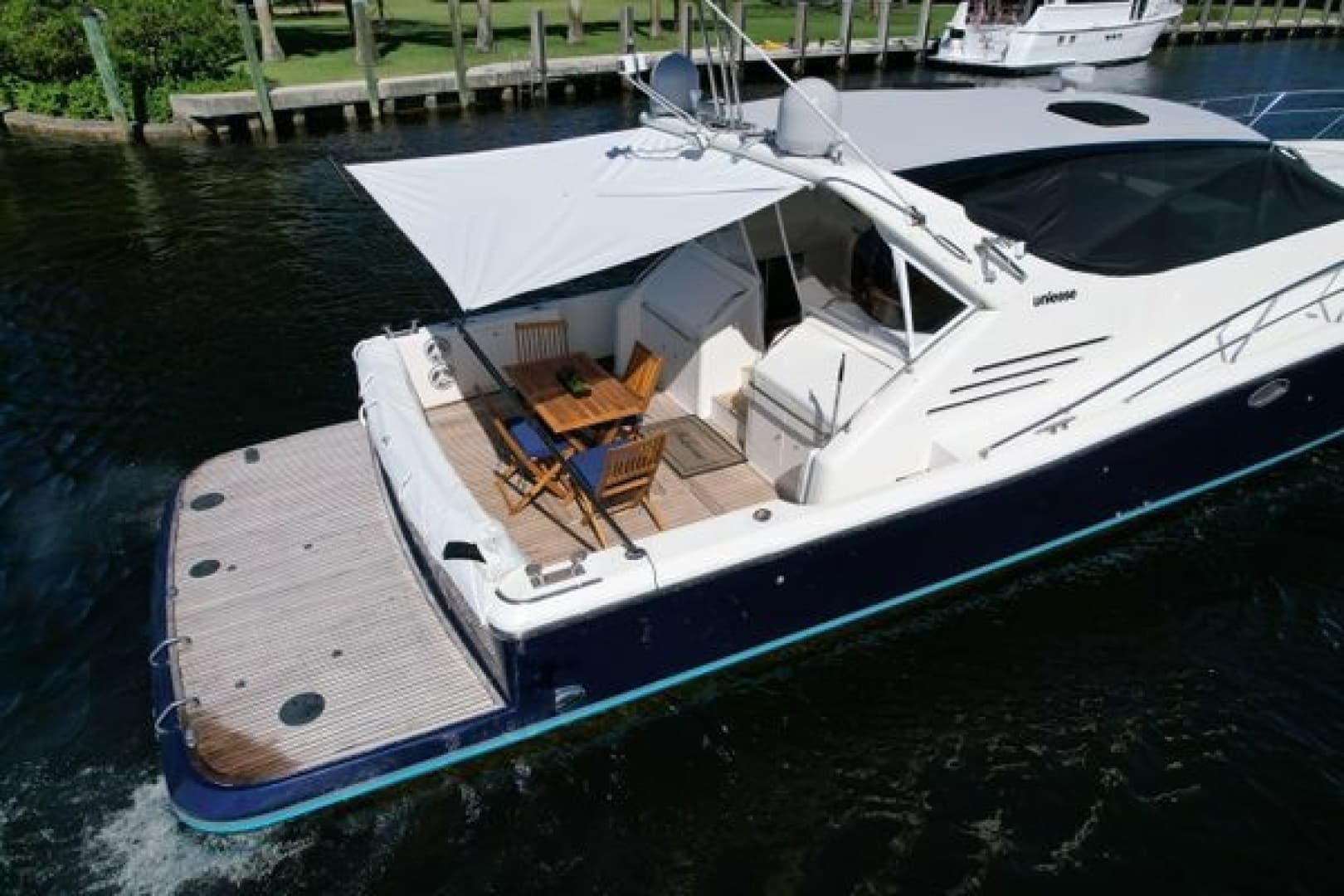 1999 Uniesse 57 Open