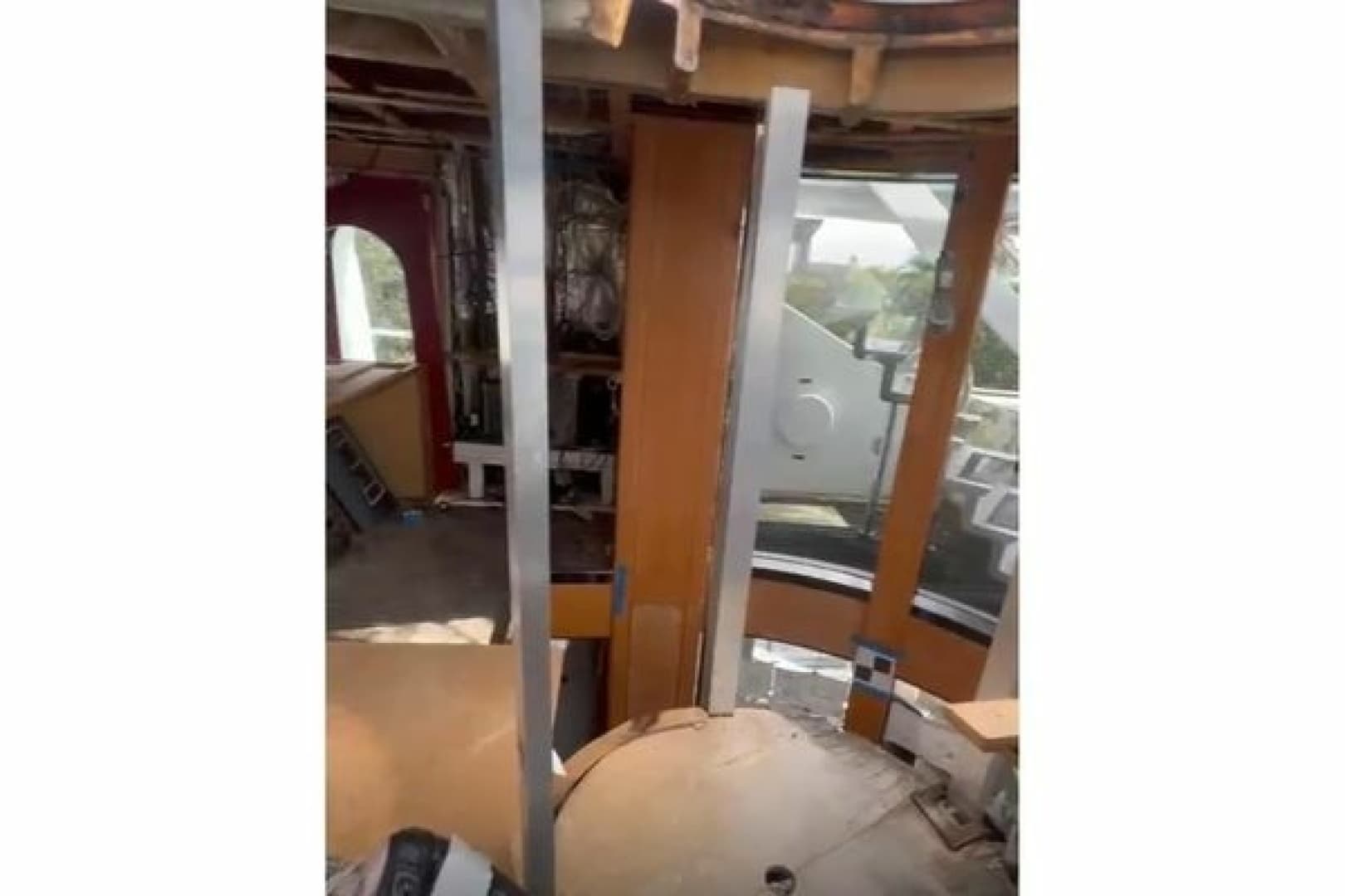 1985 Sterling Yachts 155 Motor Yacht