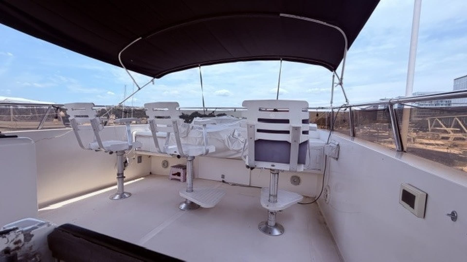 1990 Viking 55 Motor Yacht