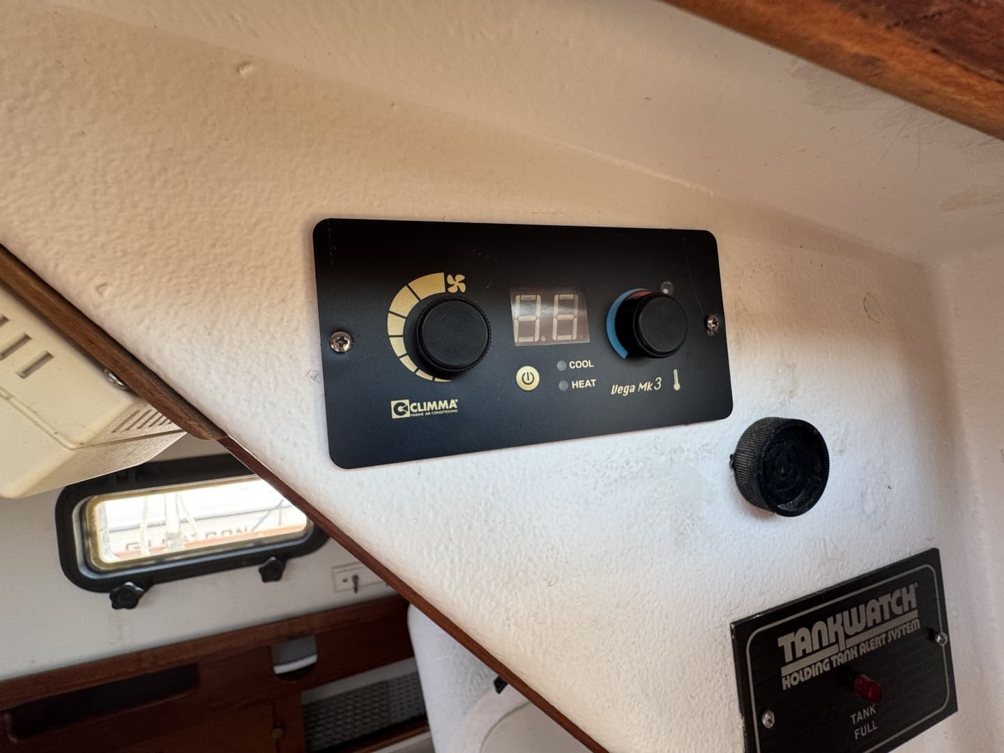 1989 Cape Dory 