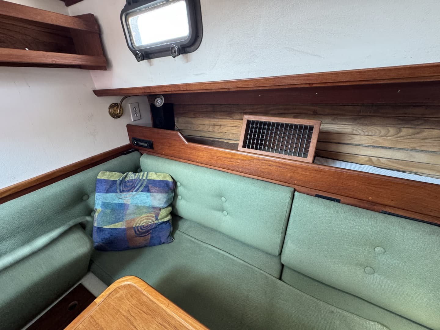 1989 Cape Dory 