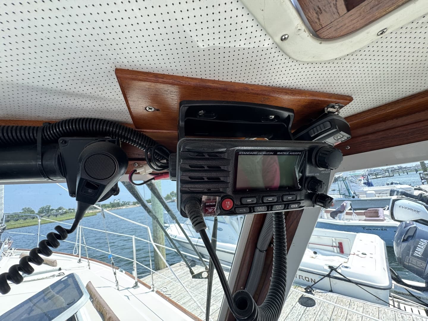 1989 Cape Dory 