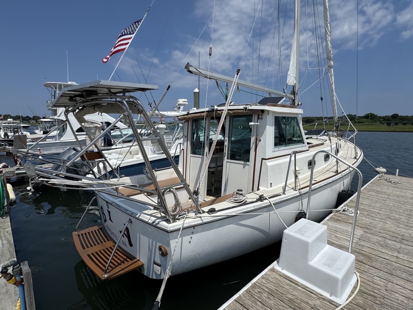 1989 Cape Dory 