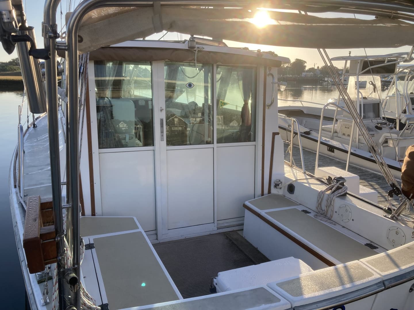 1989 Cape Dory 