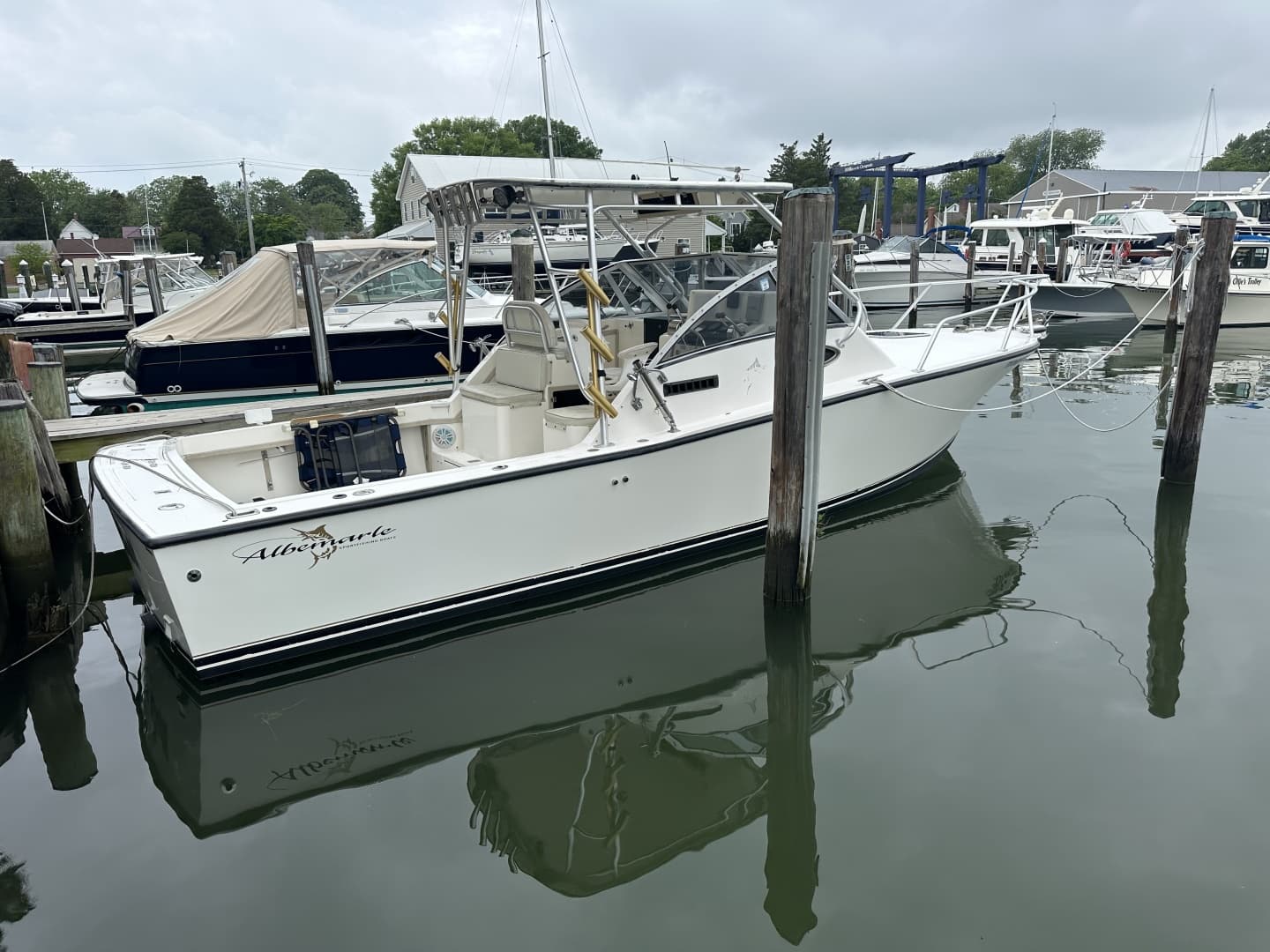 2000 Albemarle 280 Express Fisherman