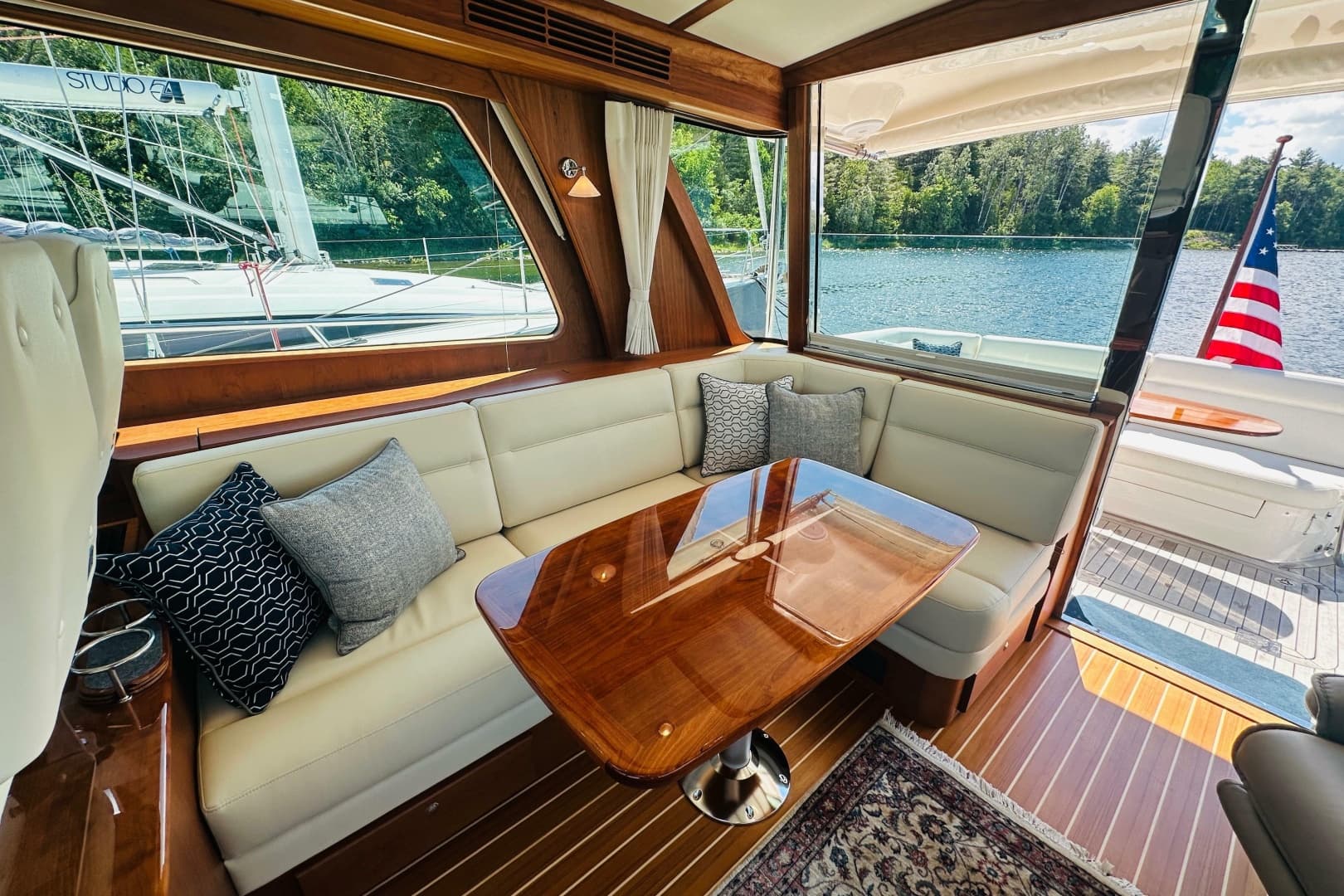 2025 Sabre 48 Salon Express