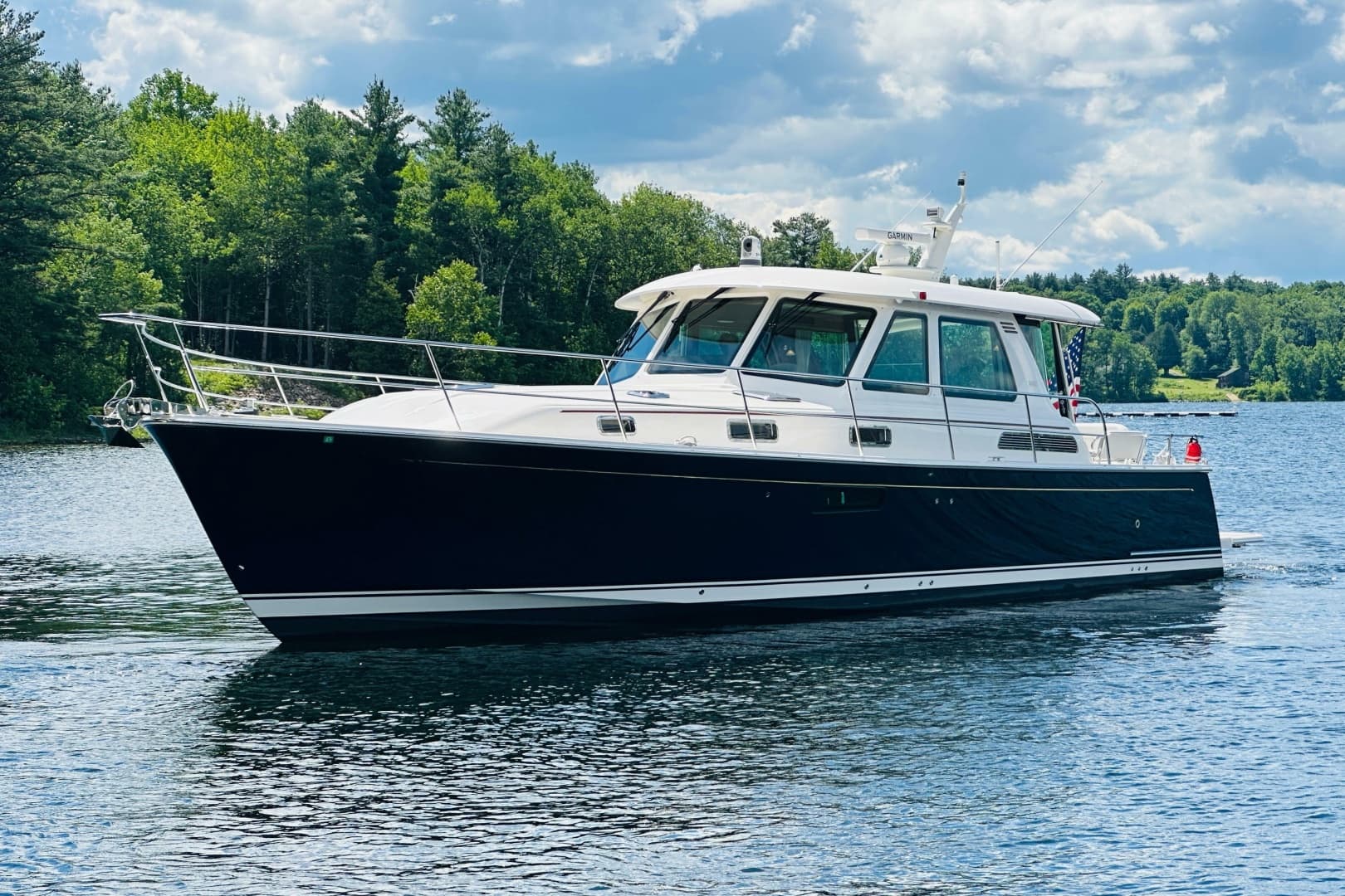 2025 Sabre 48 Salon Express