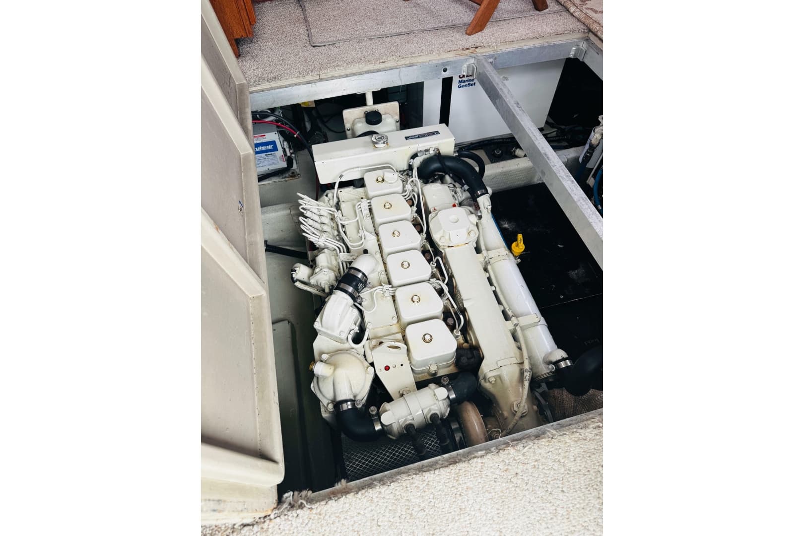 1992 Viking 35 Convertible