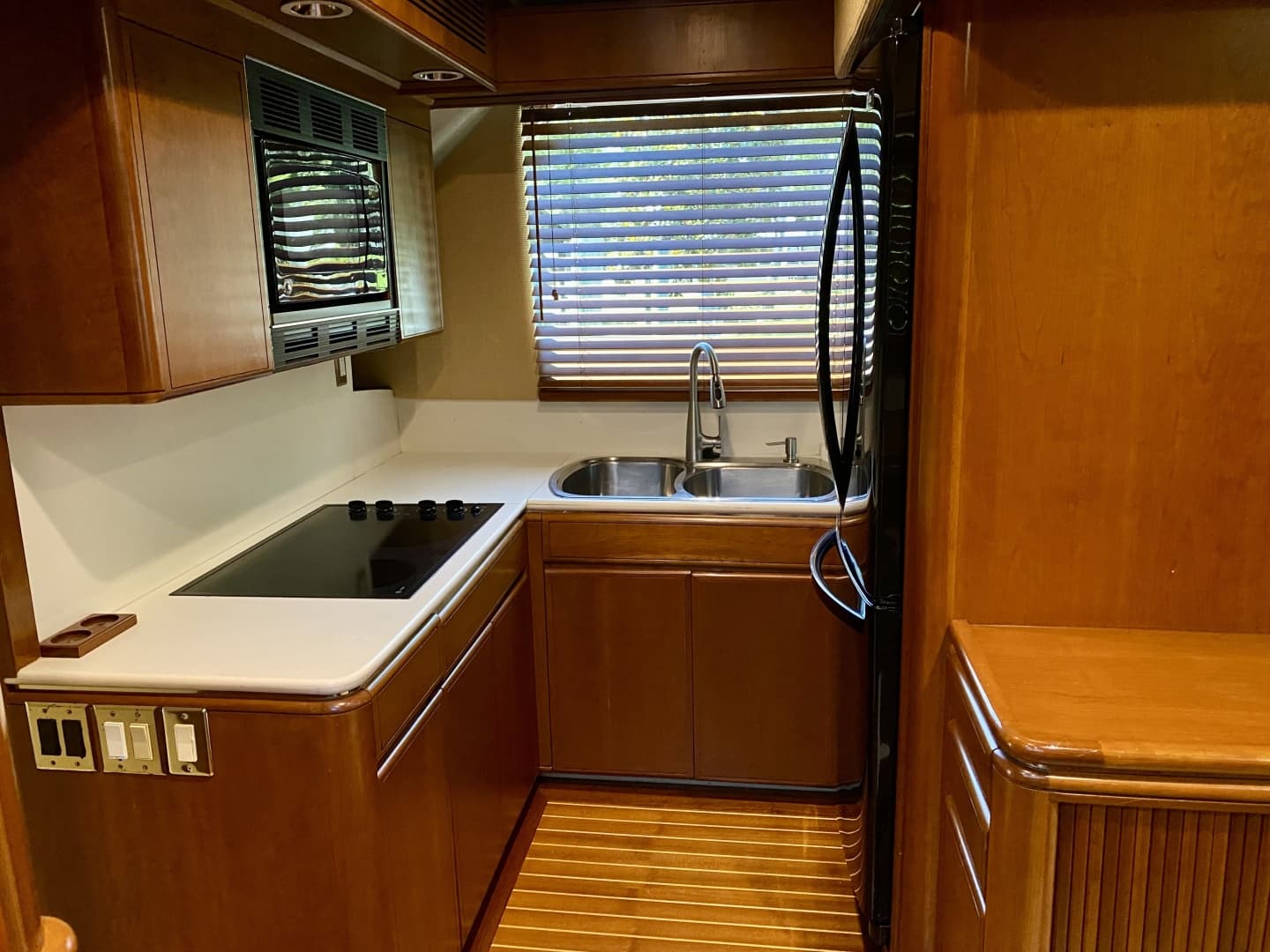 1986 Huckins 