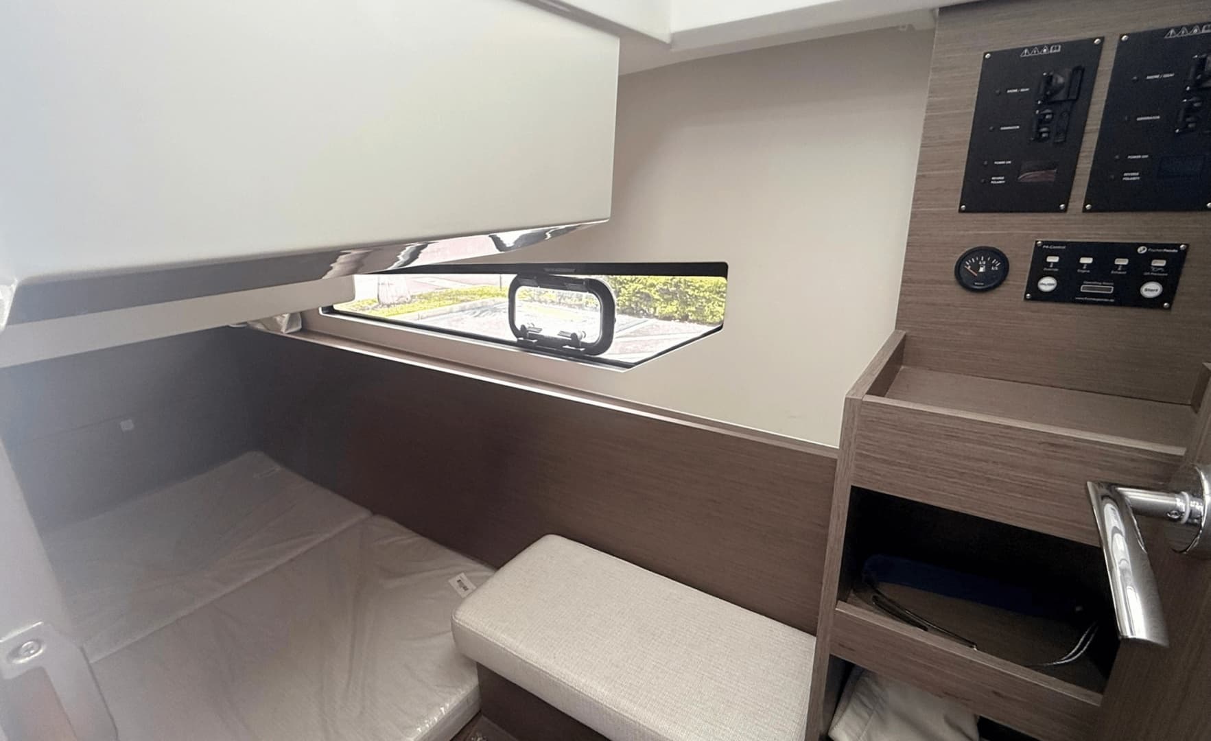 2025 Jeanneau NC 895 Sport S2