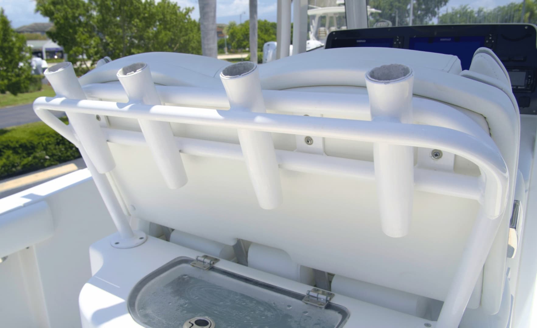 2018 Sea Hunt Gamefish 27CB