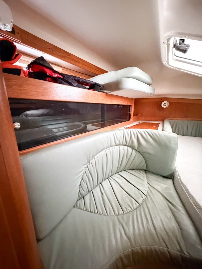2000 Catalina 380